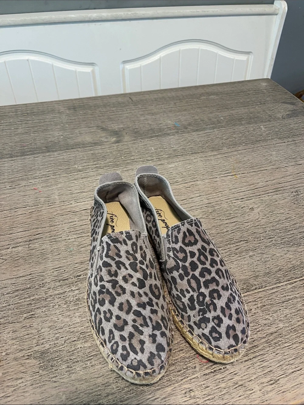 Free People Womens Canyon Slip On Size 7 Gray‎ Suede Leopard Espadrille Flat